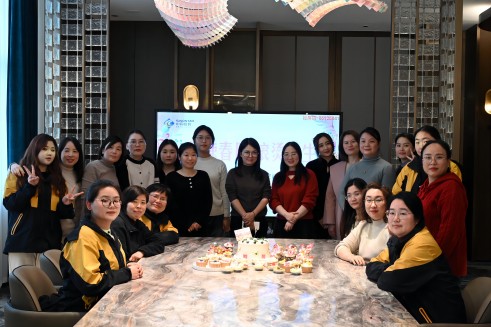 热辣春日 滚烫人生丨兴发游戏xf股份妇女节活动温暖来袭