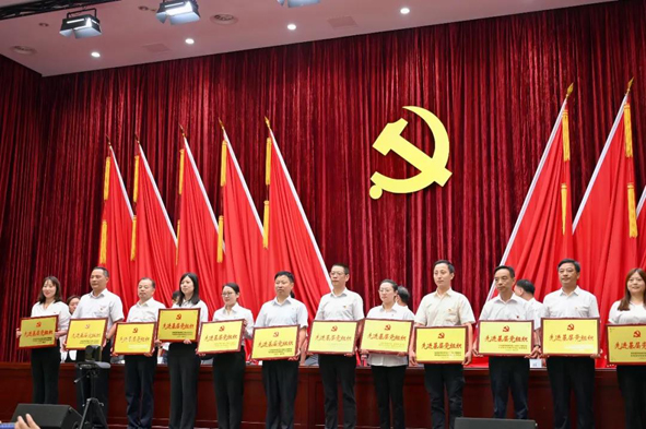 兴发xf(中国区)游戏有限公司